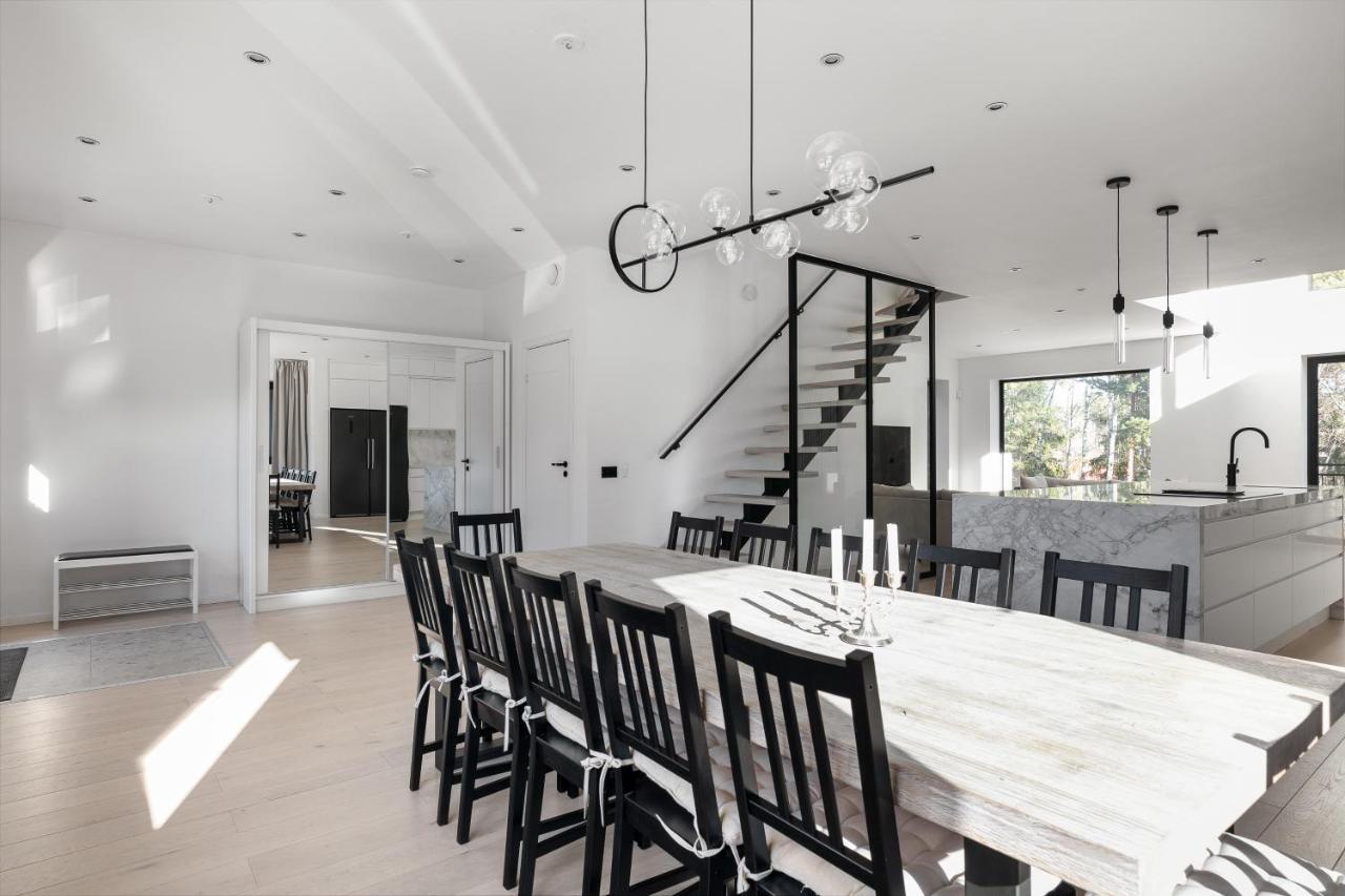 Stylish And Spacious Family Home Ville de Ville de Stockholm Extérieur photo