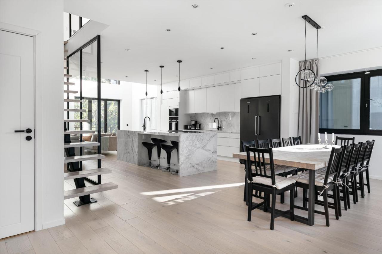 Stylish And Spacious Family Home Ville de Ville de Stockholm Extérieur photo